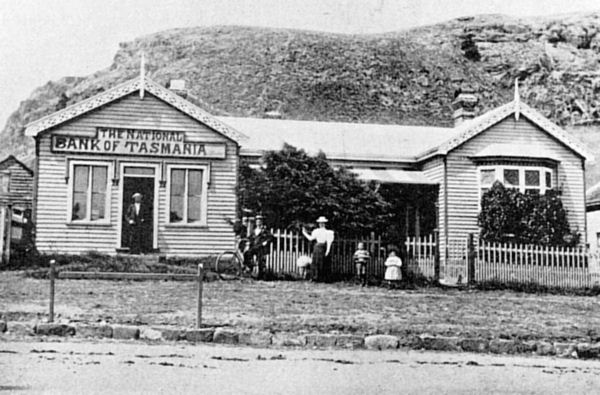 Full-size image