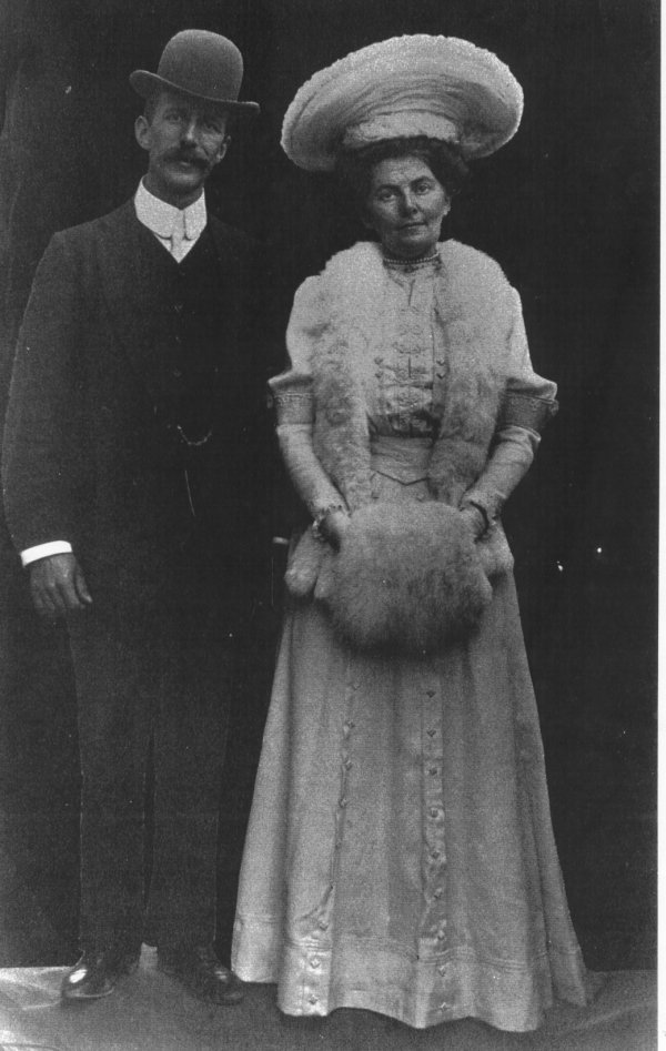 Full-size image