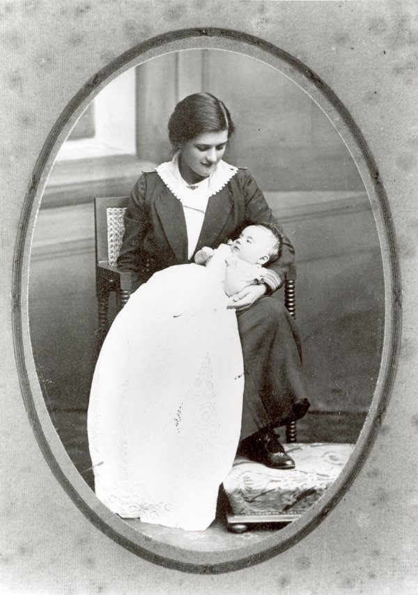 Full-size image
