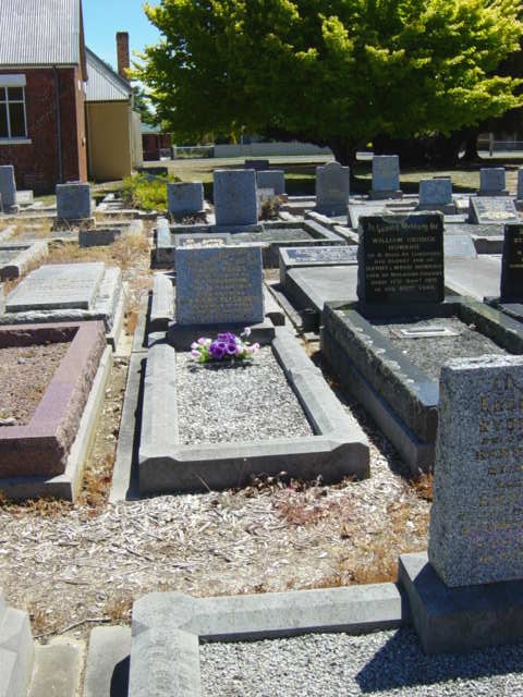 Full-size image