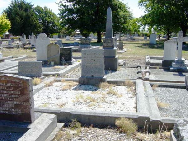 Full-size image