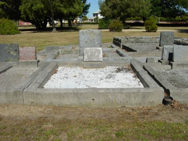 Full-size image