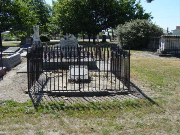 Full-size image