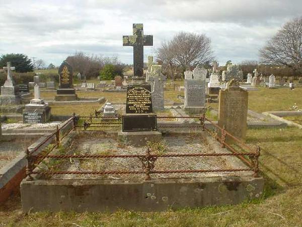 Full-size image