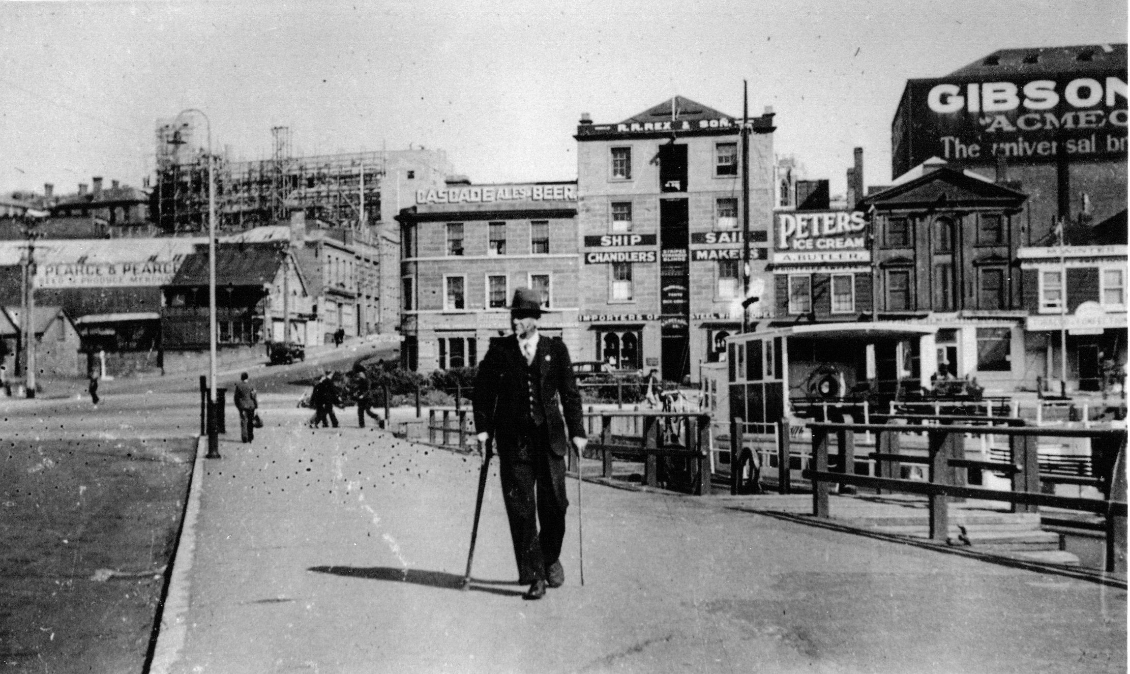 Full-size image